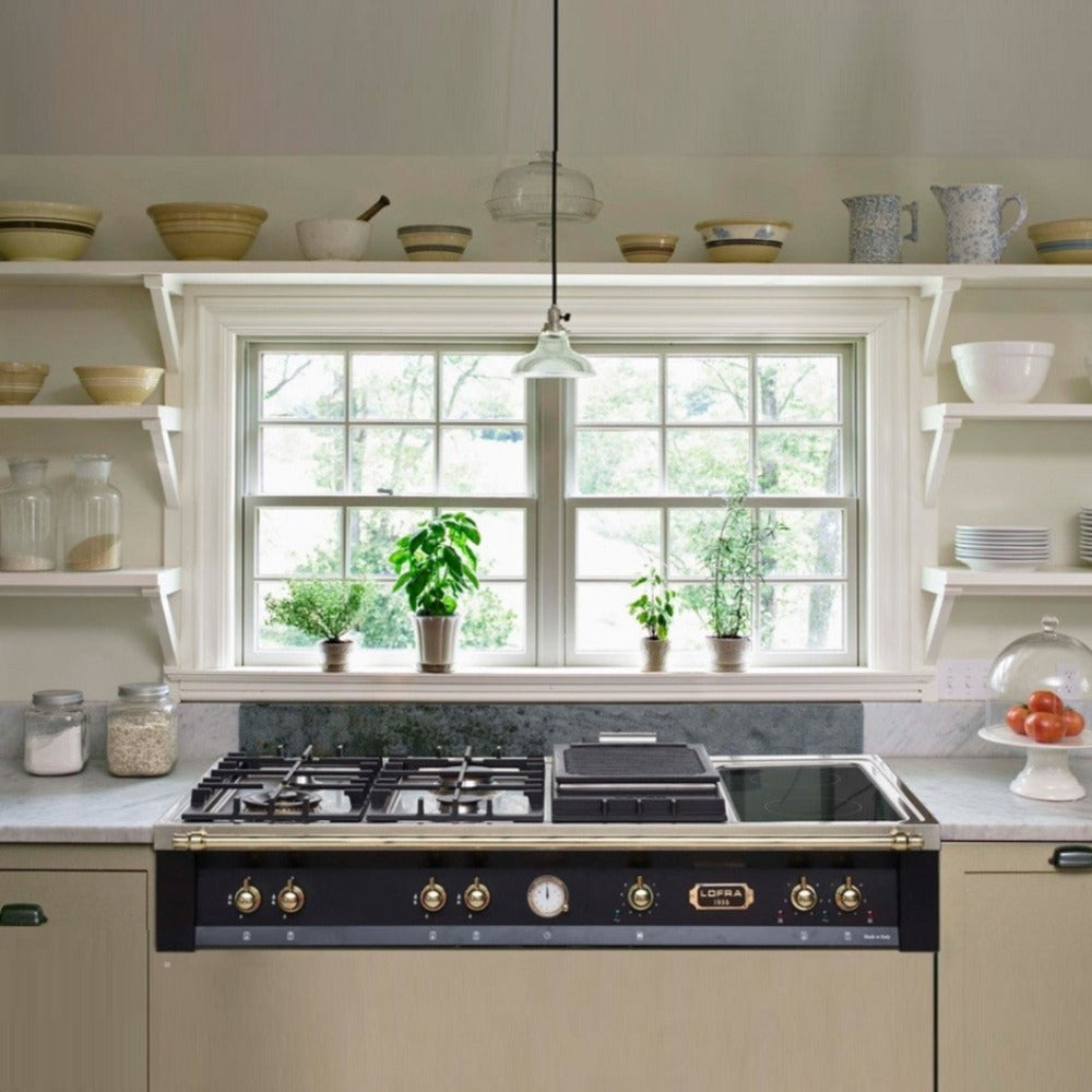 Kitchen Setting on Chef Top