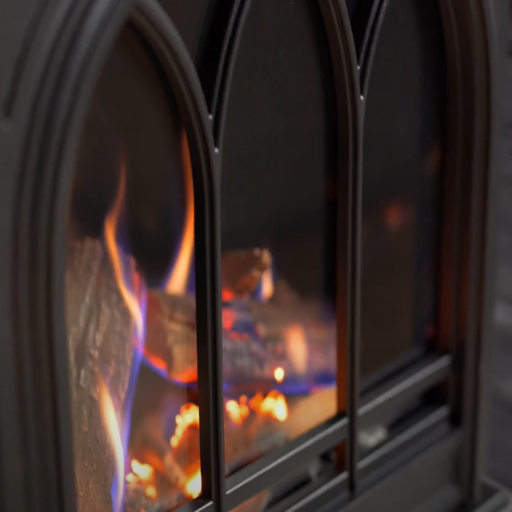 Wildfire Ravel Stove Freestanding 400T Gas Fire Slide Control with Burning Logs Flame