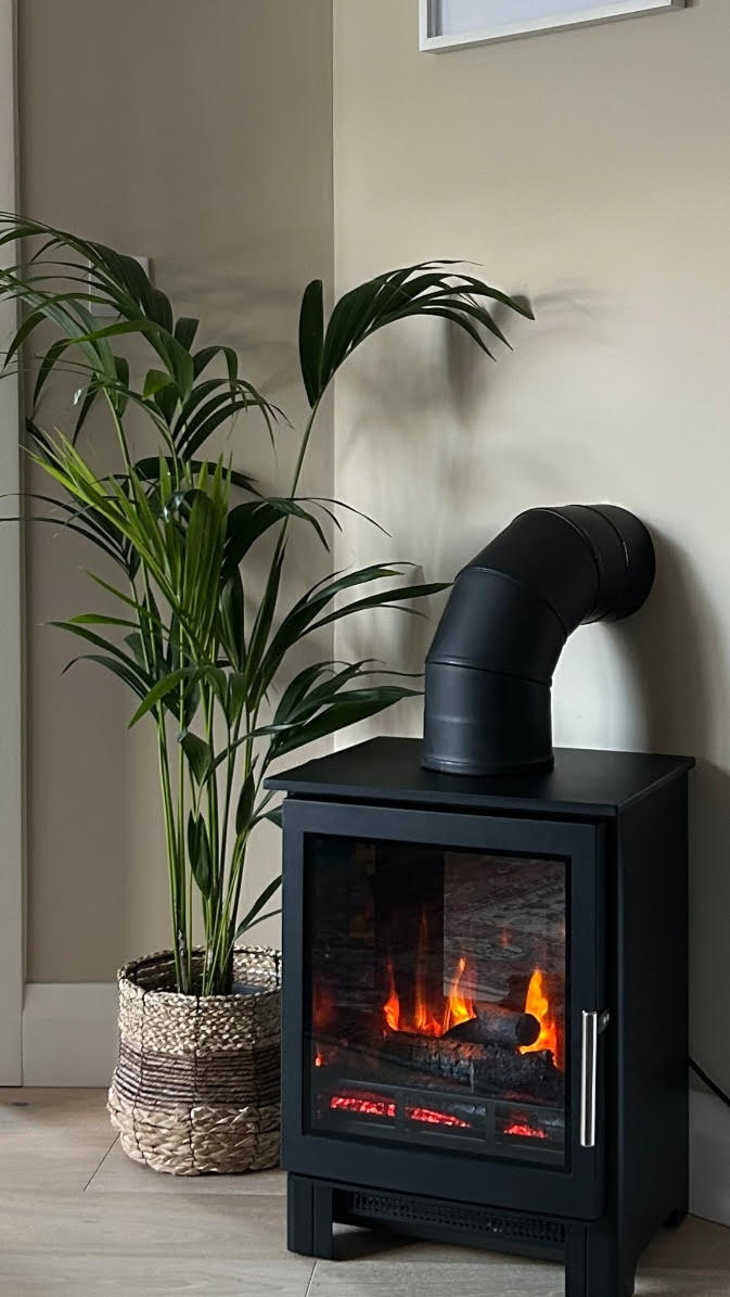 Trance 500 Matt Black Electric Stove with Real Log Video Play Stove & Pipe (From March 2025)