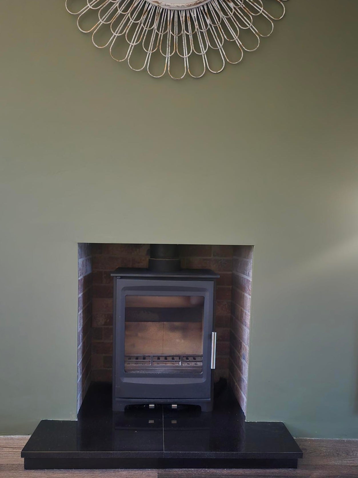 Lucan Stove San Remo Wood Burner Multi Fuel Solid Fuel & Chimney Lining Kit Bundle 5kw