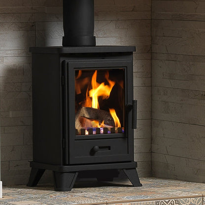 Penman Bassington Compact Log Effect Natural Gas Stove in Matt Black - Conventional Flue 0 Cream Reflective Liners Traditional Legs