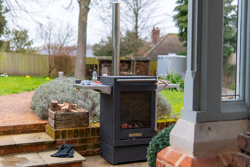Wood Burning Portable Outdoor Stove Barbeque Grill Complete with Flue Pipe and 2 Side Tables