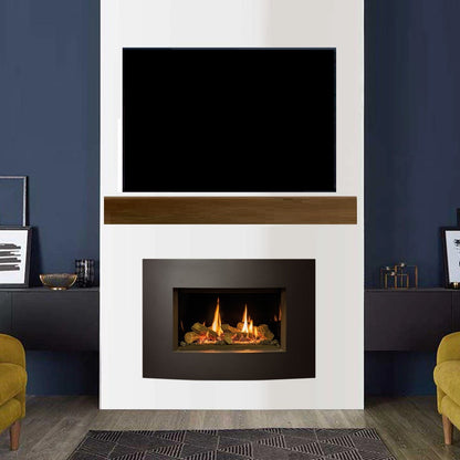 Modern living room with a fireplace and flat-screen TV against a blue wall Riva2 600 VERVE