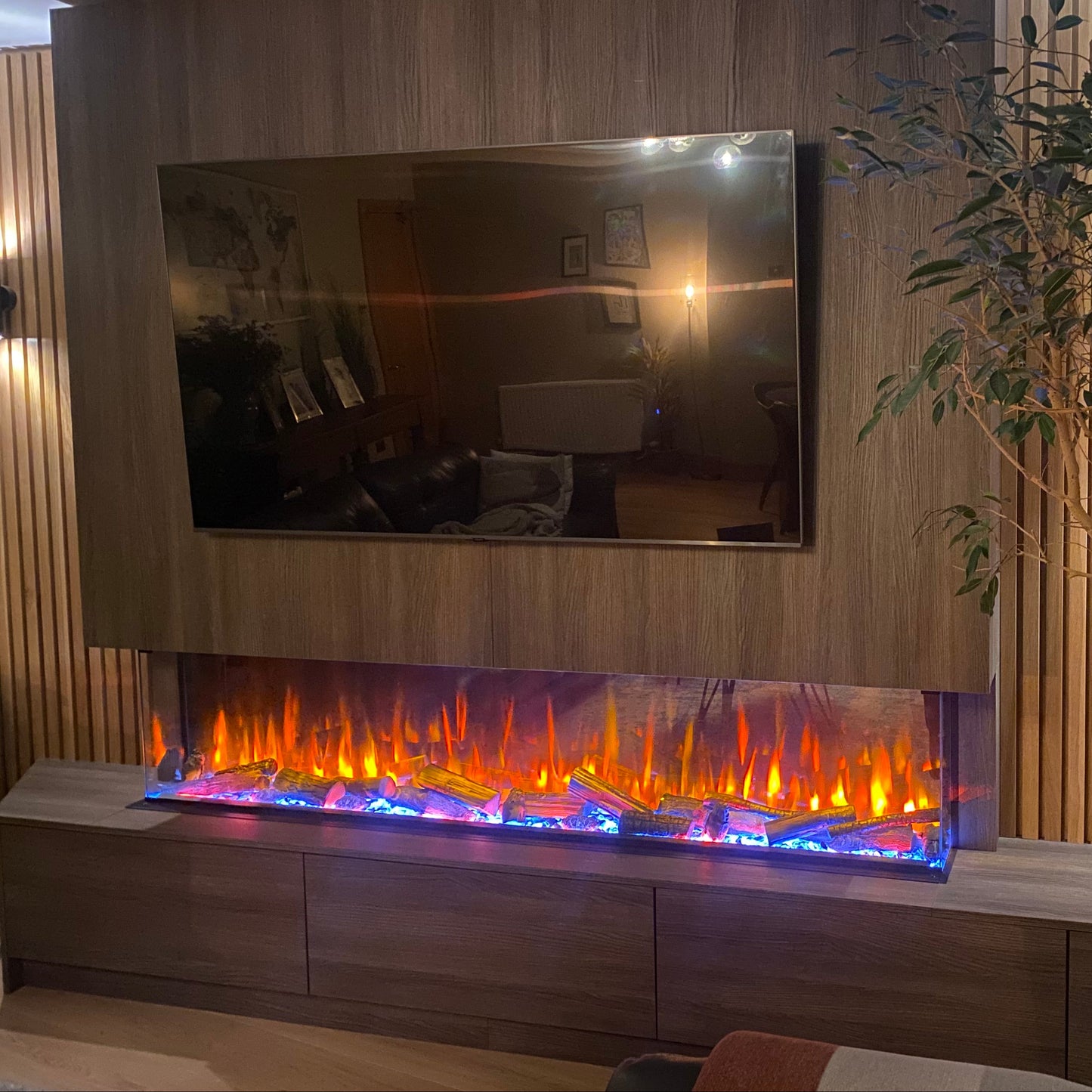 ICONIC EICON200 2000mm Electric Fire with SOLARFLAME Log Set Multi-Sided Electric Fire