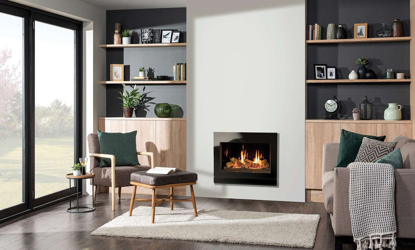 Gazco Riva2 600 Balanced Flue Log Effect Gas Fire with Designio2 Glass Frame