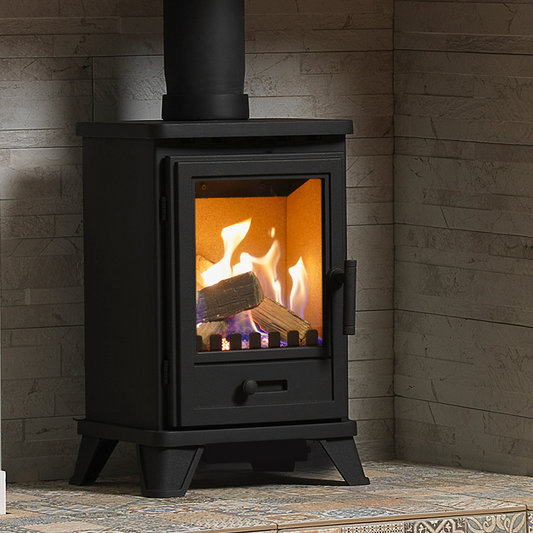 Penman Bassington Compact Log Effect Natural Gas Stove in Matt Black - Conventional Flue 0 Cream Vermiculite Liners Traditional Legs