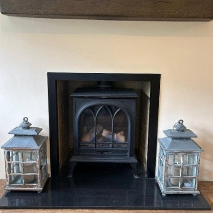 Wildfire Ravel 400T Traditional Conventional Flue Gas Stove with Burning Logs Flame
