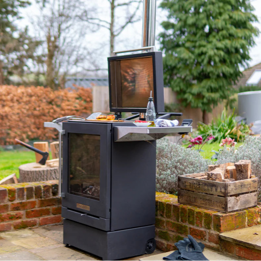 Wood Burning Portable Outdoor Stove Barbeque Grill Complete with Flue Pipe and 2 Side Tables